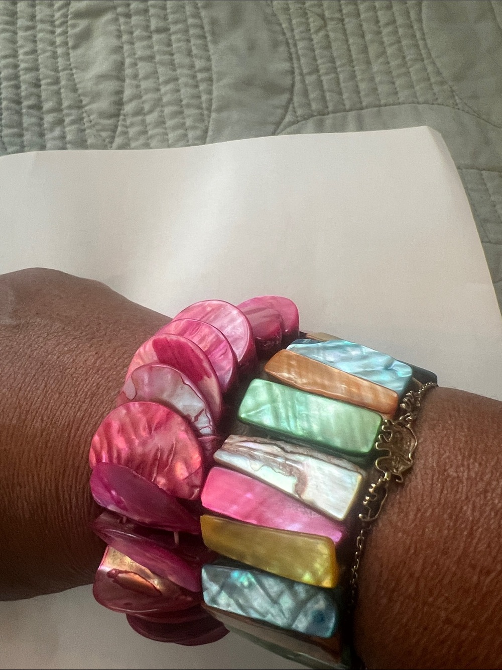 Colorful Multi-Stone Shell Stretch Bracelet by